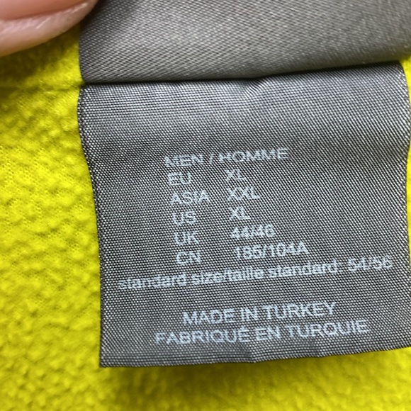 Jack Wolfskin bright green 1/4 zip fleece pull over size Extra Large - Picture 4 of 5